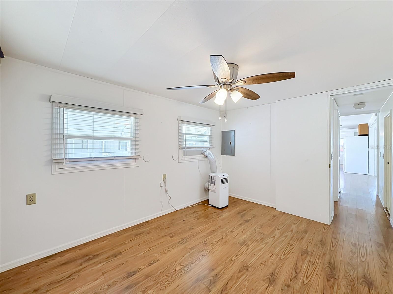LAKESHORE MOBILE HOME PARK SUB - Residential