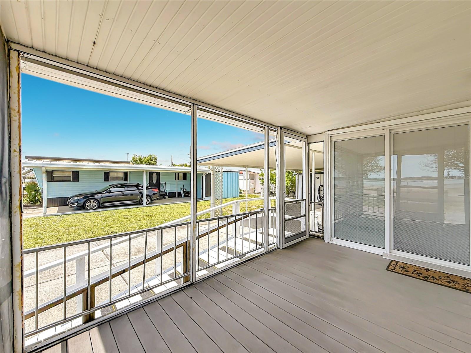 LAKESHORE MOBILE HOME PARK SUB - Residential