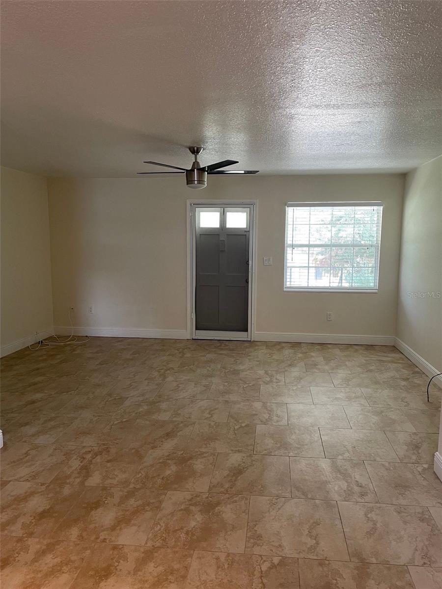VILLAS ORLANDO CONDO - Residential Lease