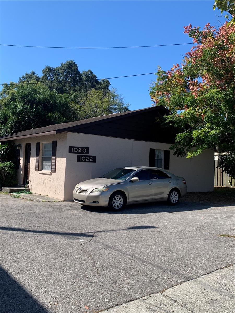 Steps away from Lake Beulah walking path.  Close proximity to RP Funding Center and Lake Bonnet Springs Park.  Nearby employment and Elementary School.  Five Points roundabout is currently under construction.