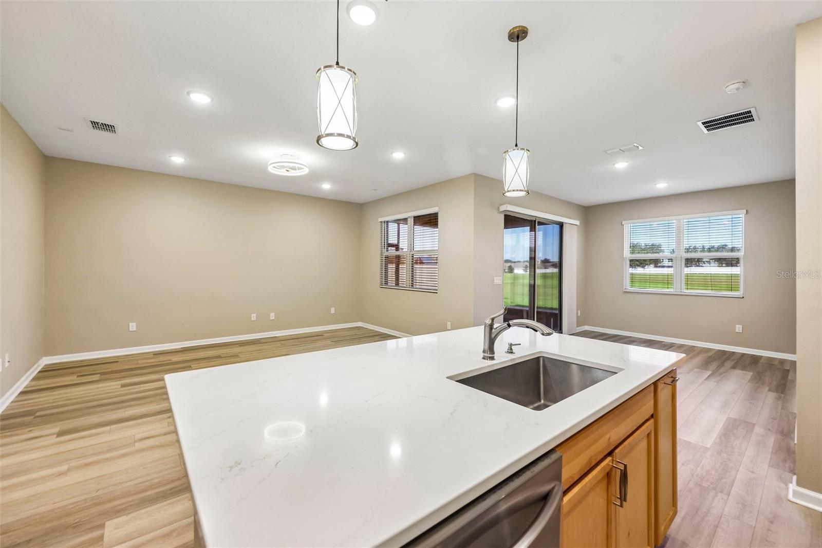SEASONS/PK HILL - Residential