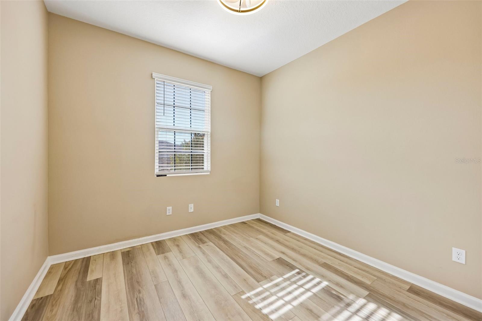SEASONS/PK HILL - Residential
