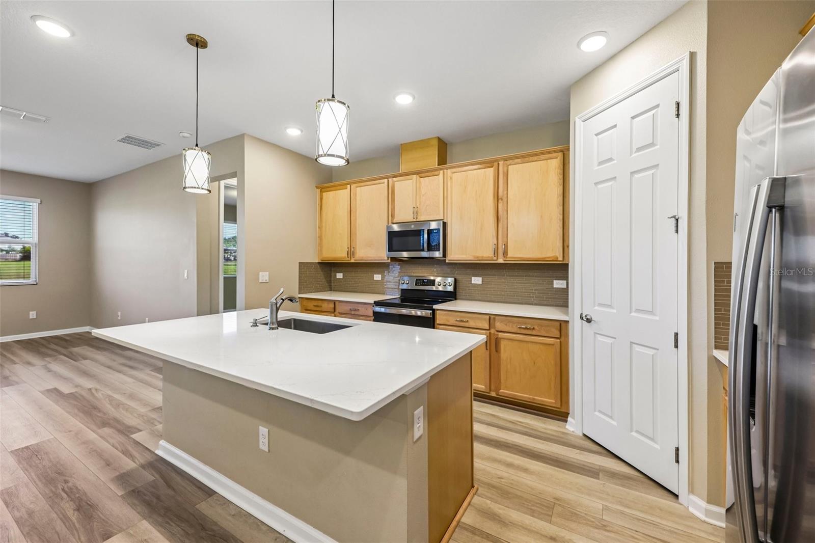 SEASONS/PK HILL - Residential