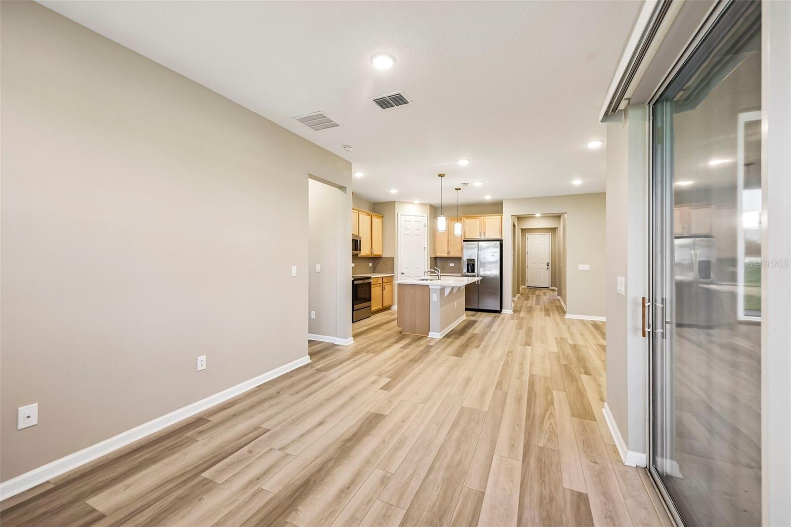 SEASONS/PK HILL - Residential