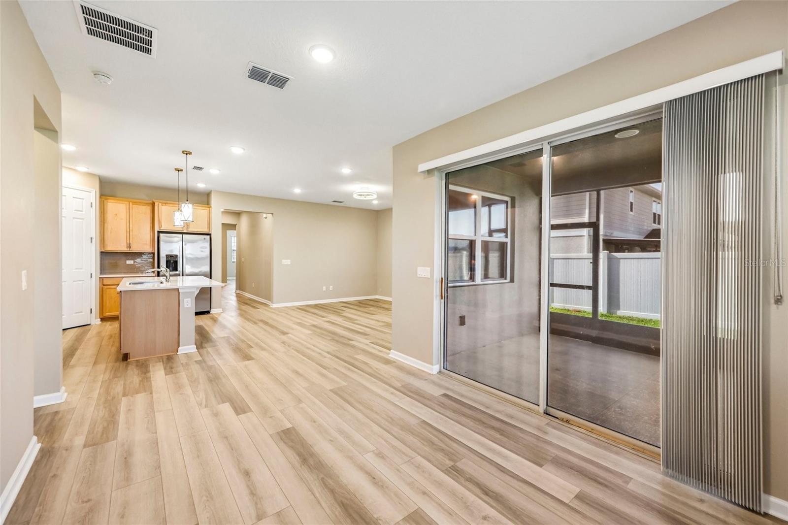 SEASONS/PK HILL - Residential
