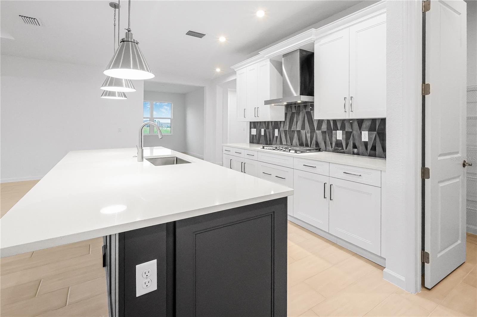 CRESSWIND AT LAKE HARRIS - Residential