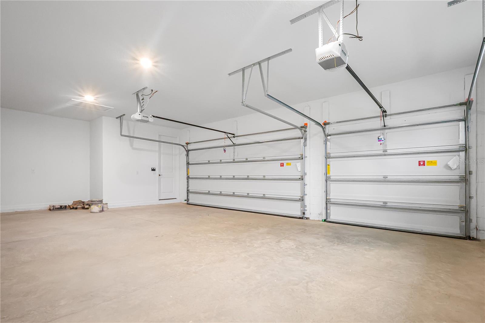 CRESSWIND AT LAKE HARRIS - Residential