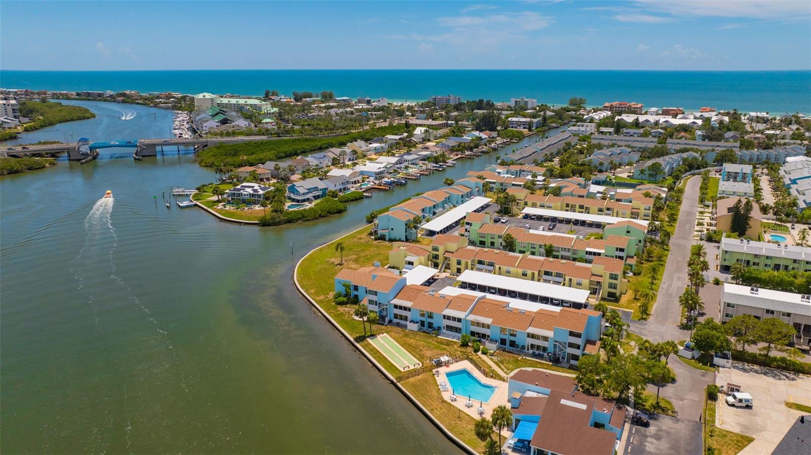 WINDRUSH COVE PH 1 CONDO - Residential