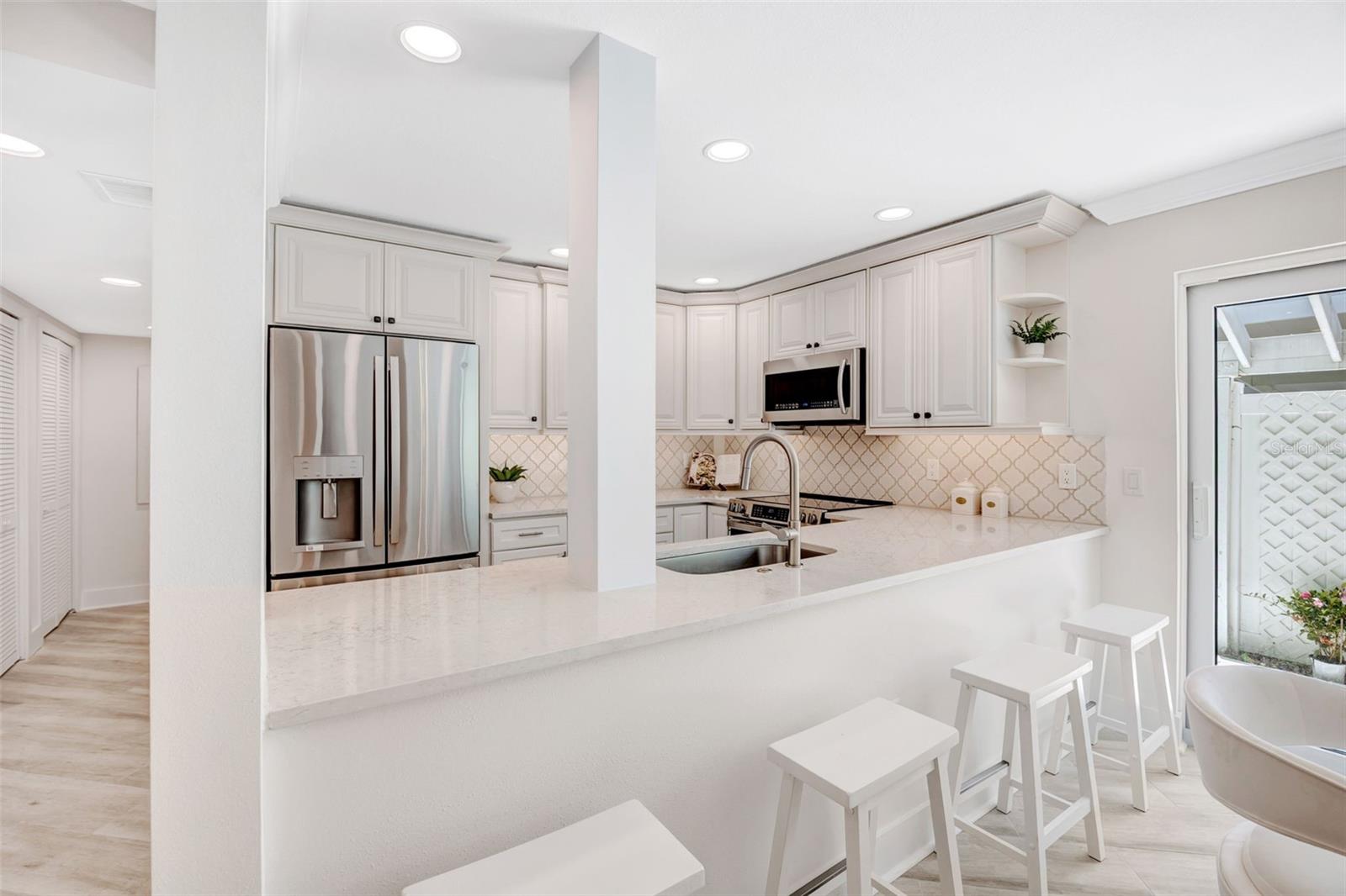 WINDRUSH COVE PH 1 CONDO - Residential