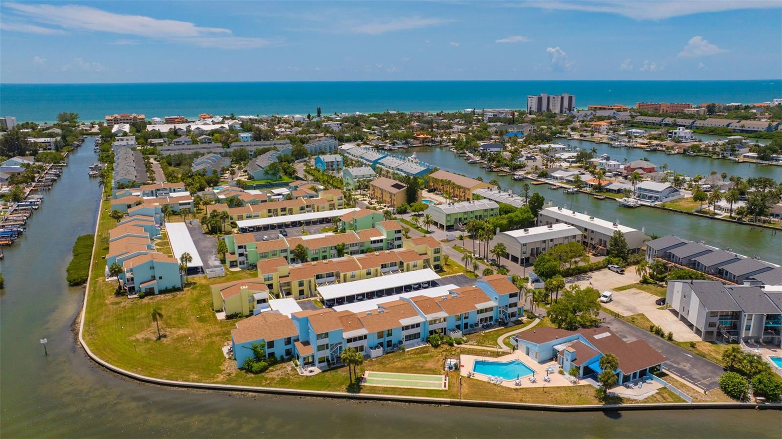 WINDRUSH COVE PH 1 CONDO - Residential