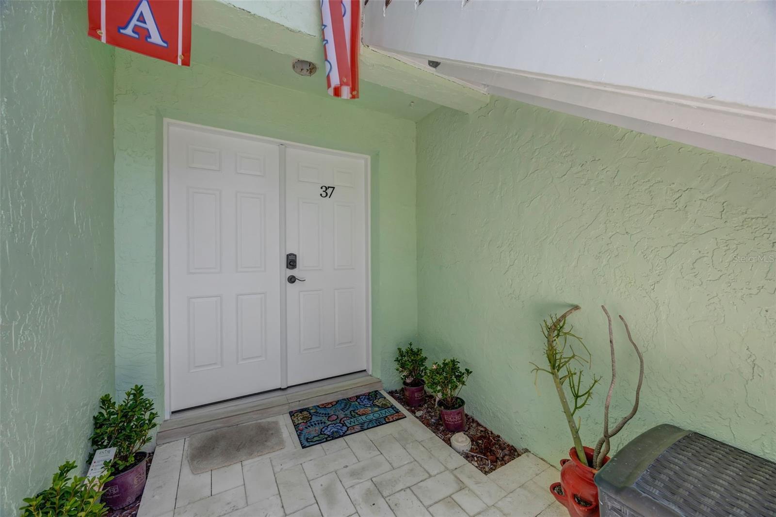 WINDRUSH COVE PH 1 CONDO - Residential