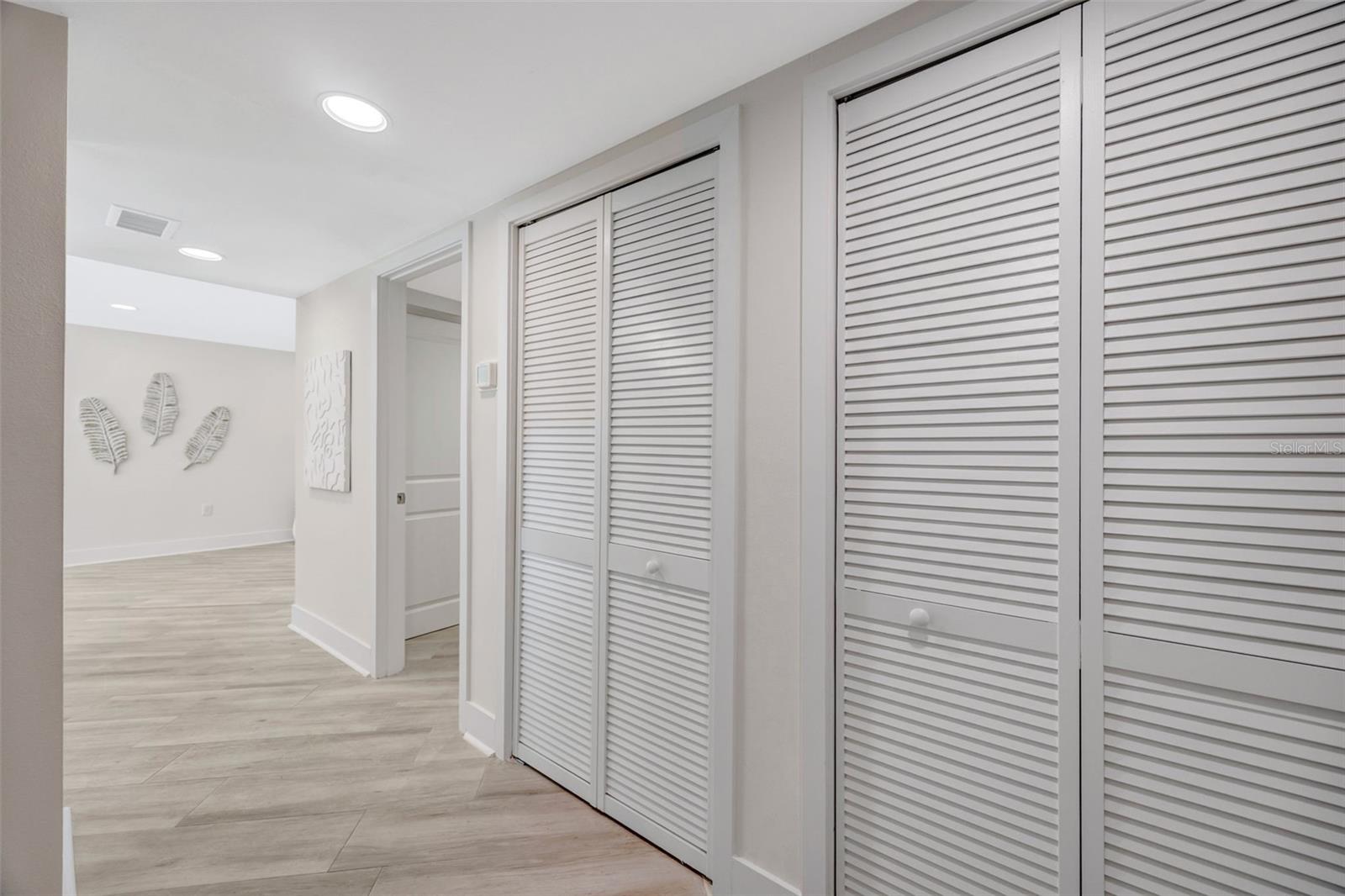 WINDRUSH COVE PH 1 CONDO - Residential