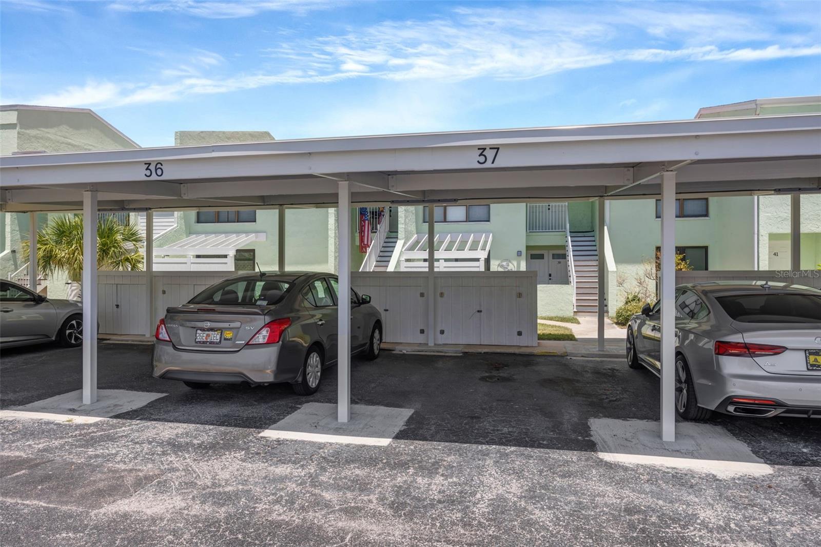 WINDRUSH COVE PH 1 CONDO - Residential