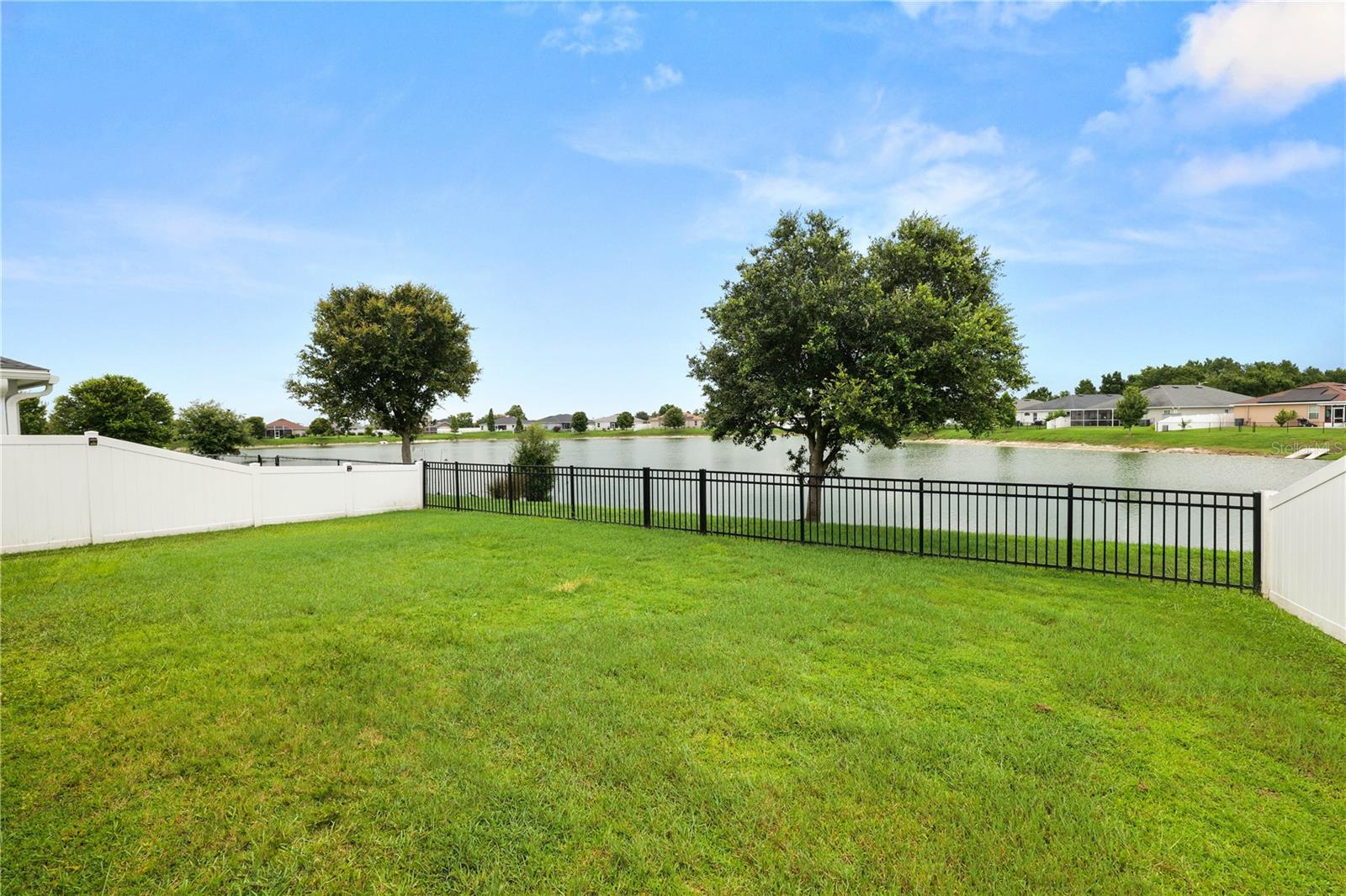 TOWNE PARK ESTATES - Residential