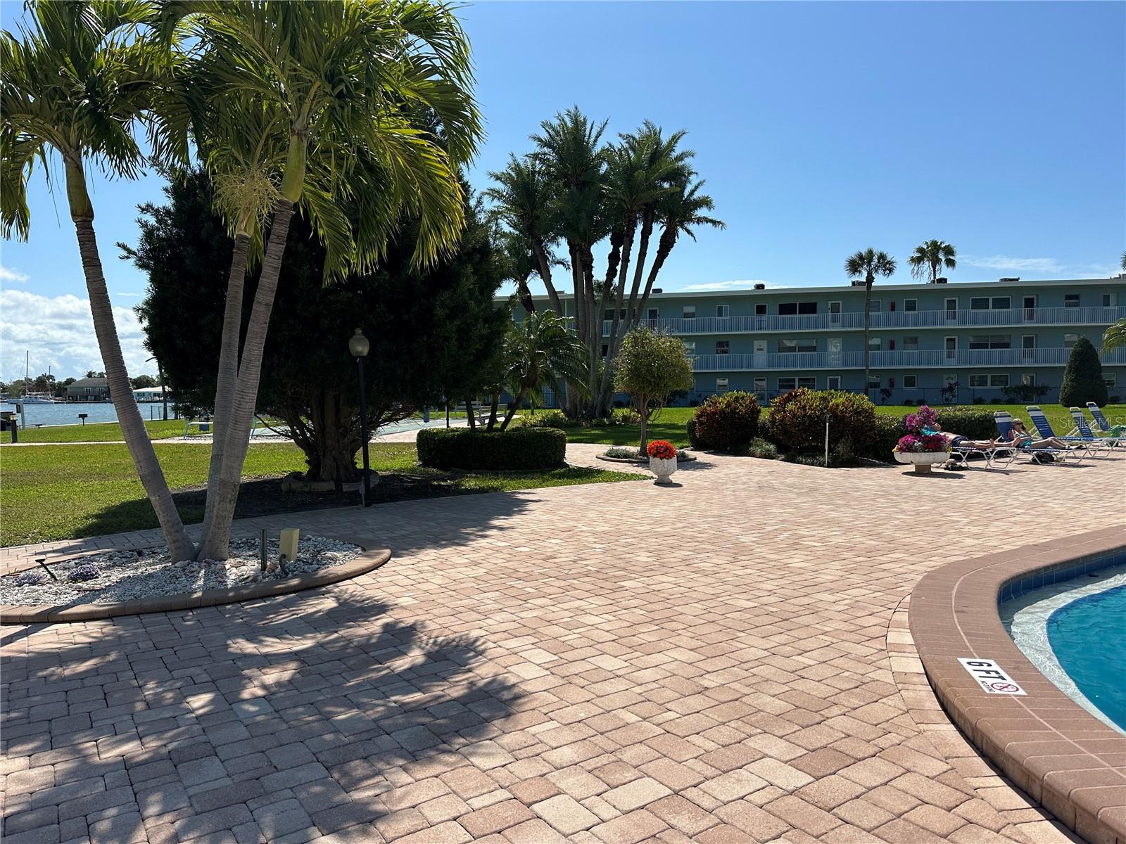 SYLVETTE CONDO - Residential Lease