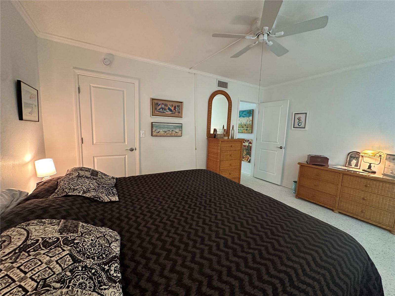 SYLVETTE CONDO - Residential Lease