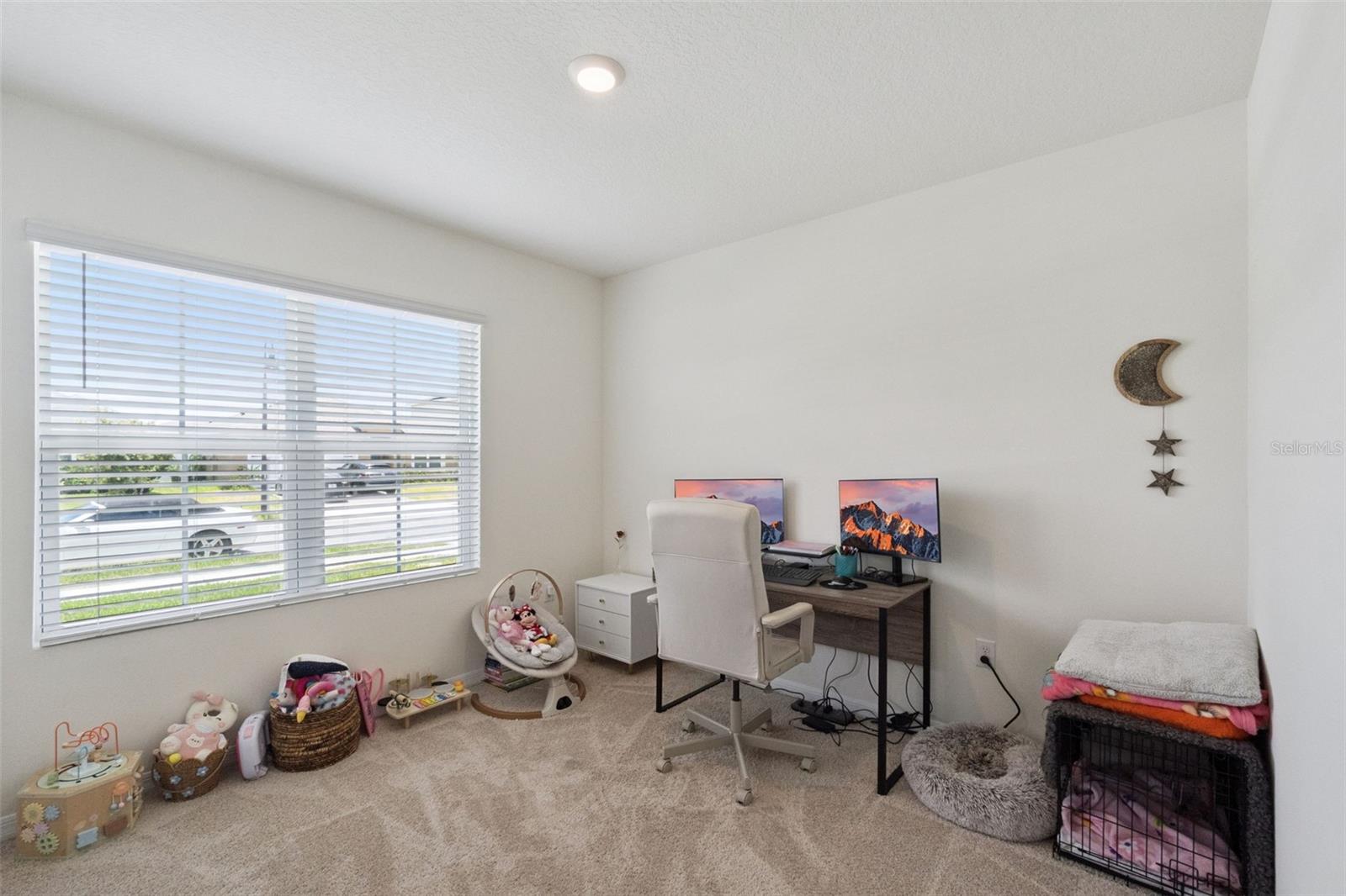 PRAIRIE OAKS - Residential