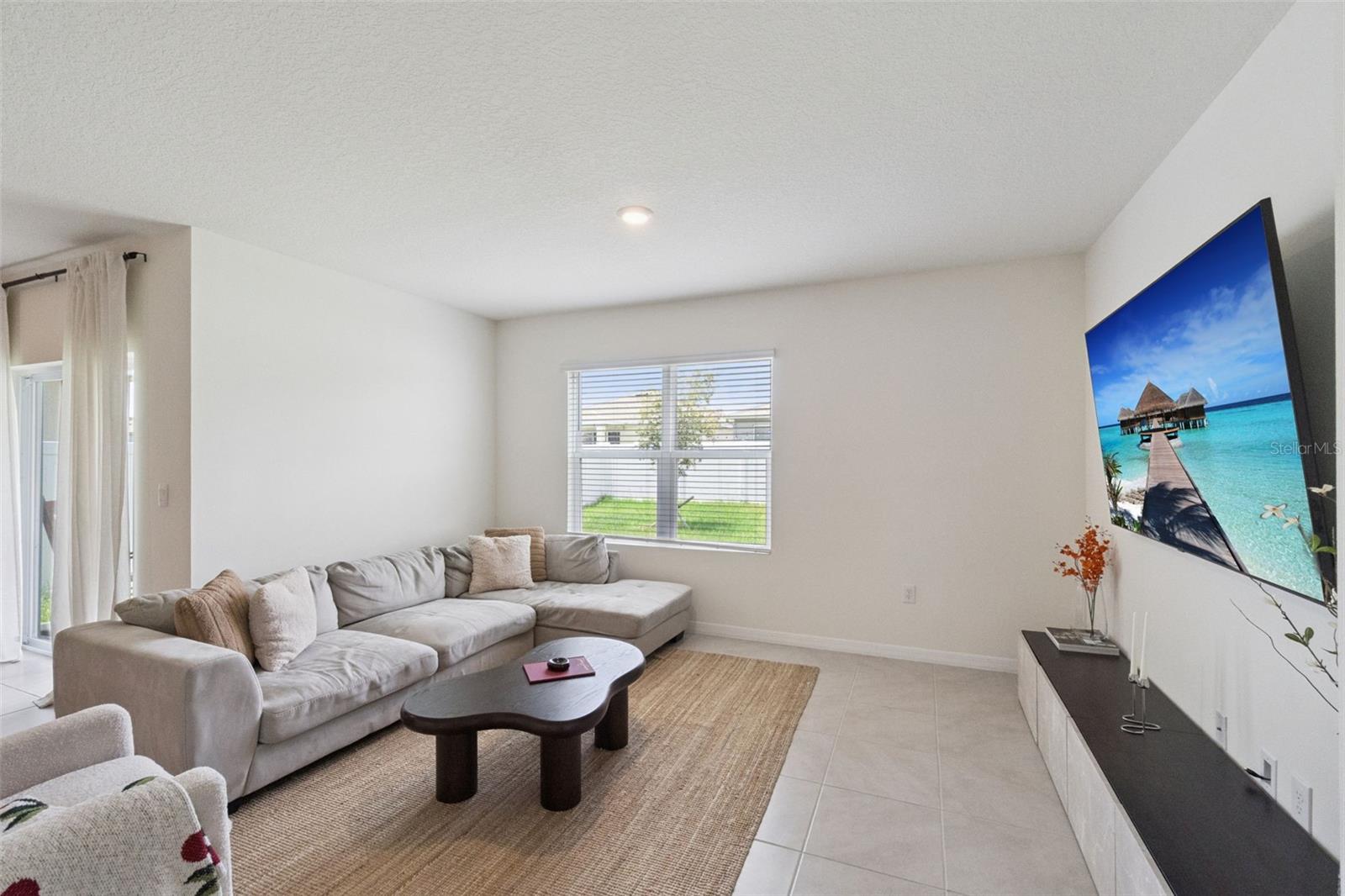 PRAIRIE OAKS - Residential