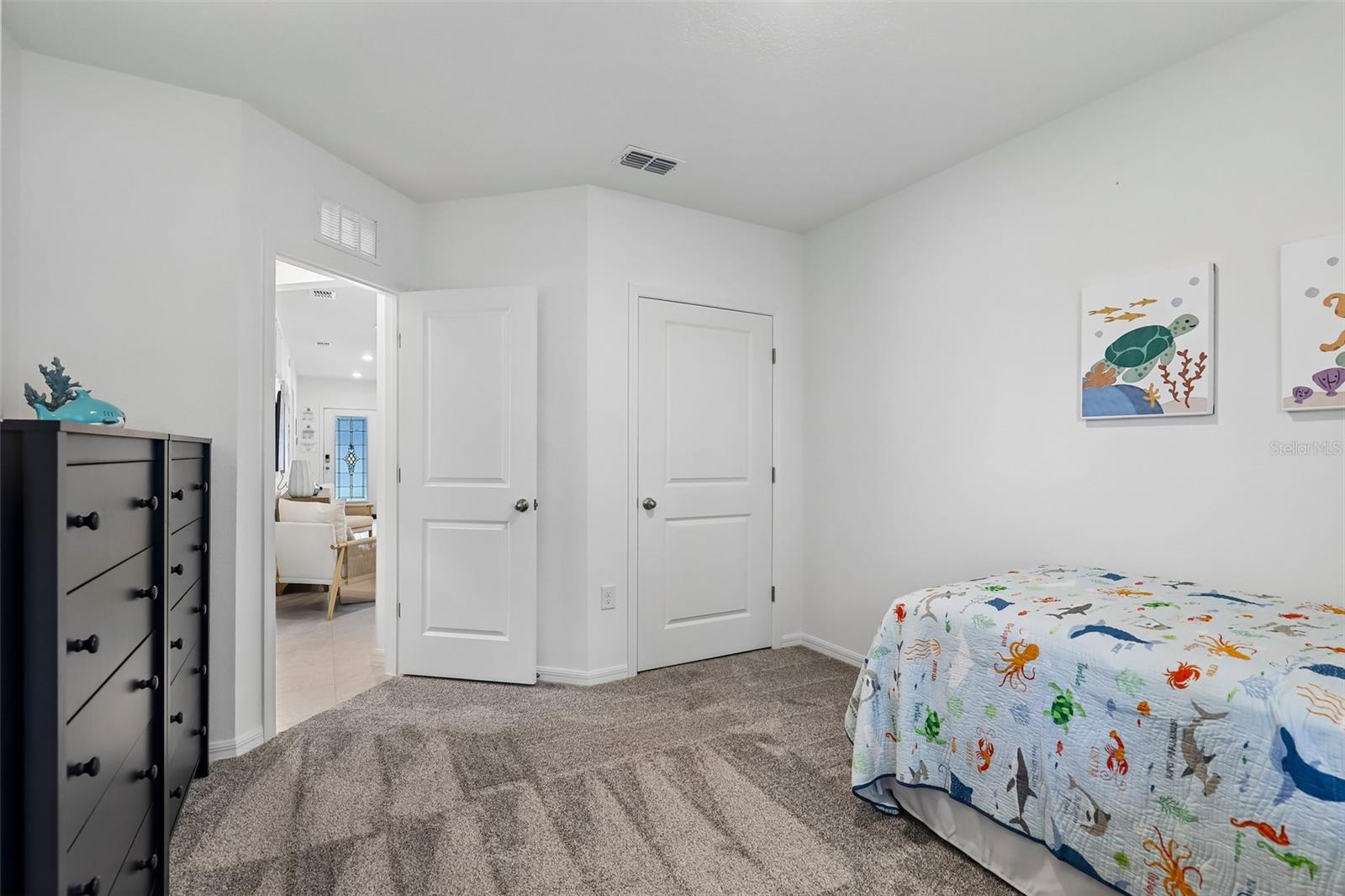 CASSIE OAKS - Residential