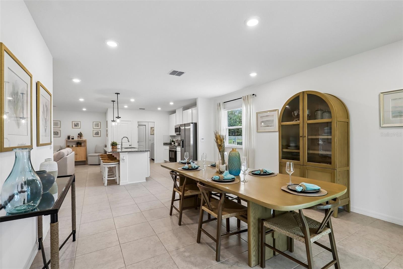 CASSIE OAKS - Residential