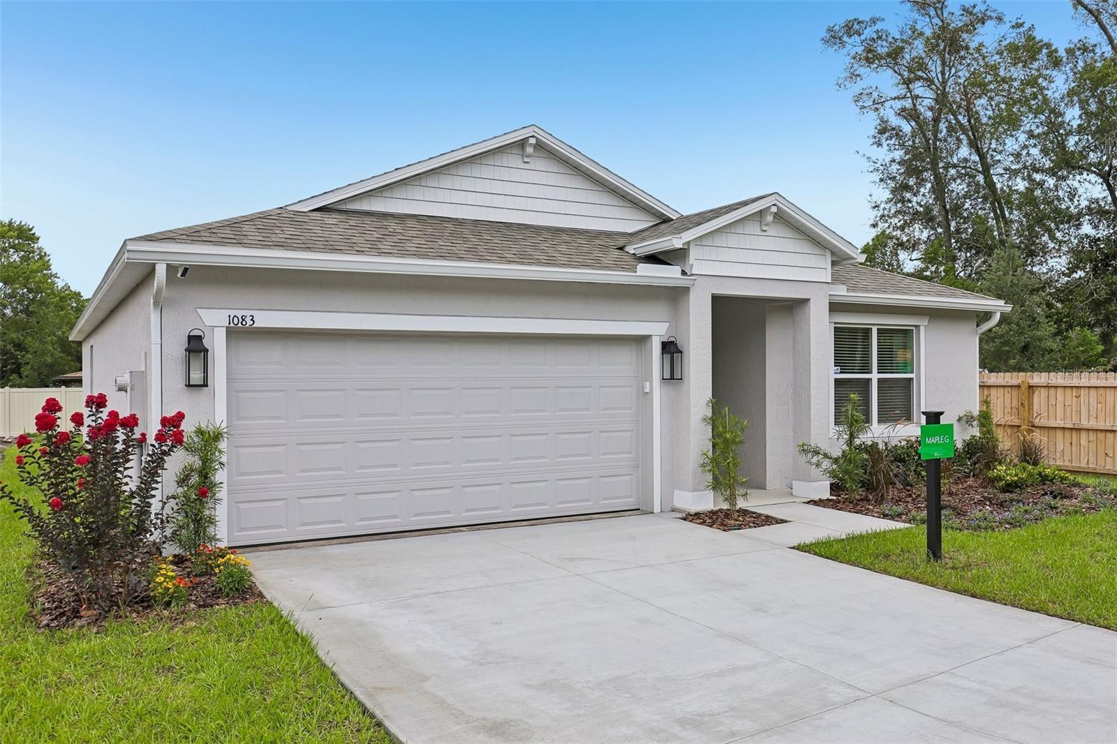 CASSIE OAKS - Residential