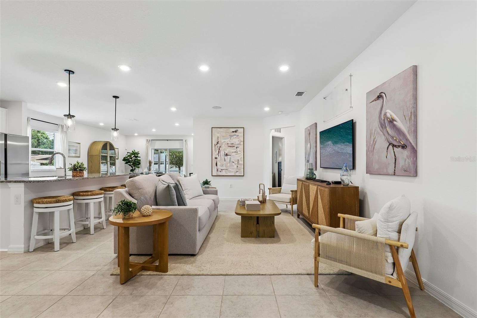 CASSIE OAKS - Residential