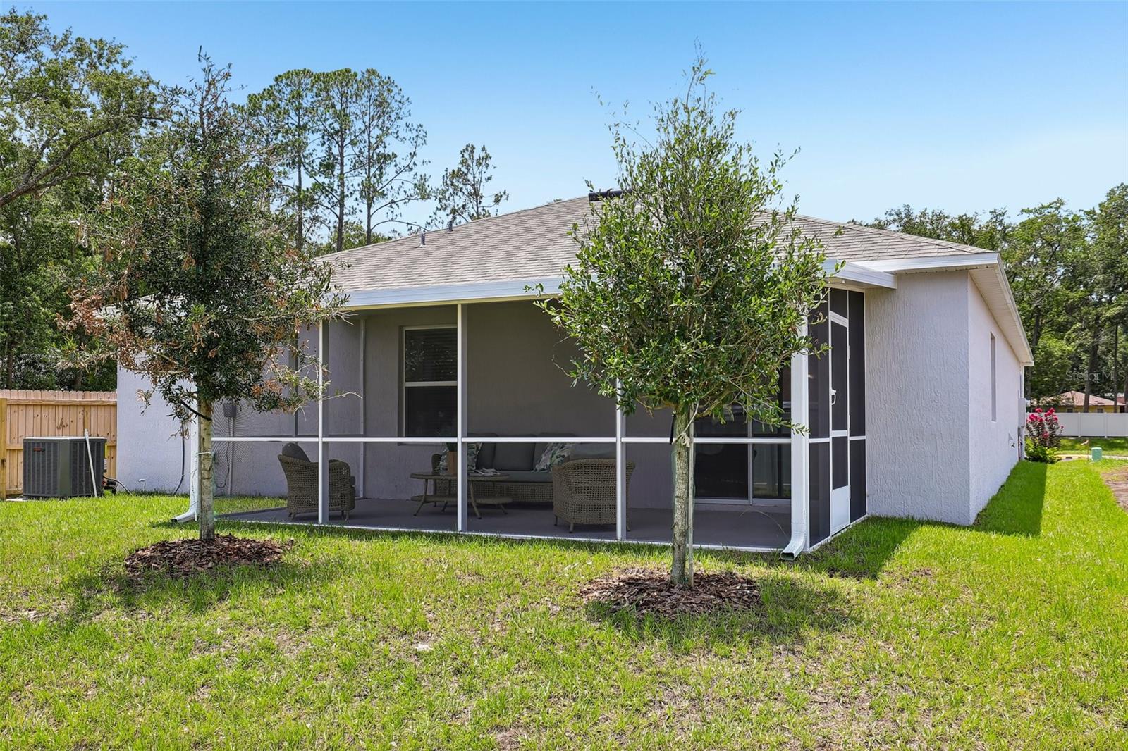 CASSIE OAKS - Residential