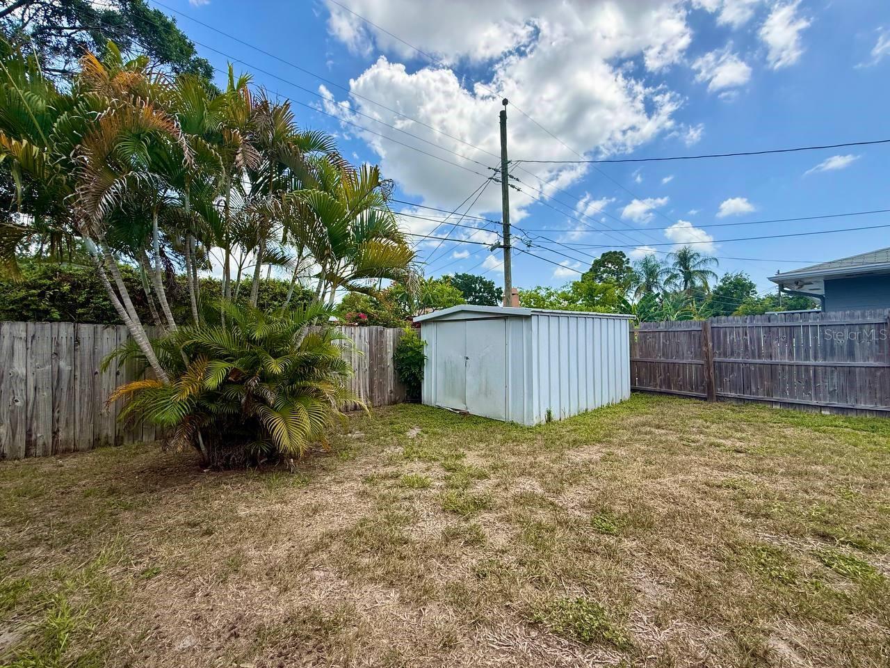 HARSHAW SUB - Residential Lease