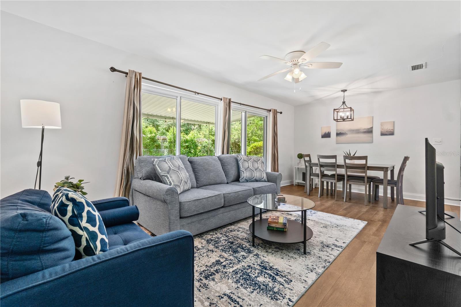 FERNWOOD MANOR - Residential