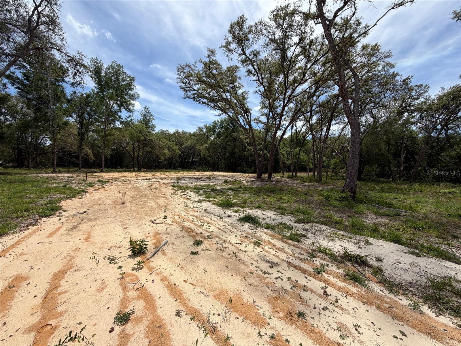 Build the life you've been dreaming of in Ridge Manor Estates! This 1.16-acre, cleared and build-ready lot offers the perfect blend of space, privacy, and flexibility--with no HOA or CDD.
Enjoy a prime location with convenient access to U.S. Highway 301, State Road 50, and Interstate 75, making commuting and travel a breeze. Even better, the property is currently located in Flood Zone X and sits on a paved street.
Whether you're looking to build now or invest for the future, this is a fantastic opportunity!