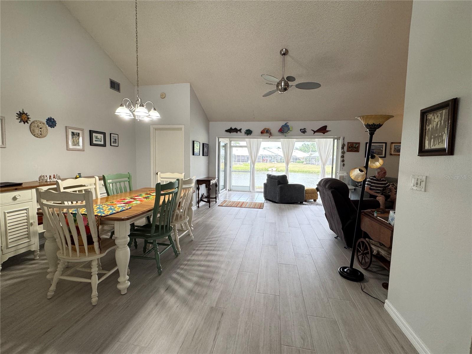 CRESTWOOD VILLAS - Residential