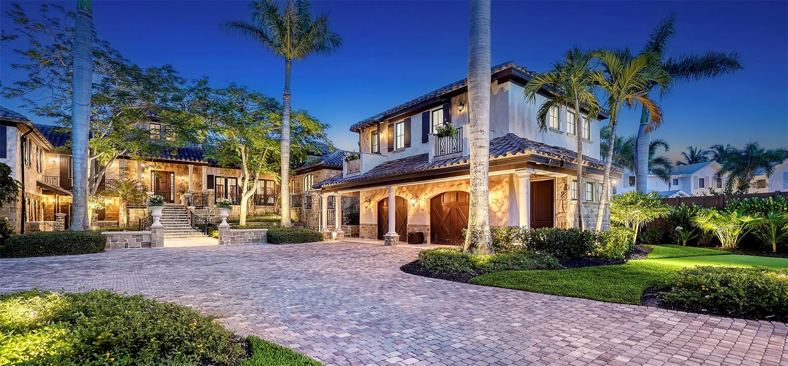 COCOANUT BAYOU - Residential