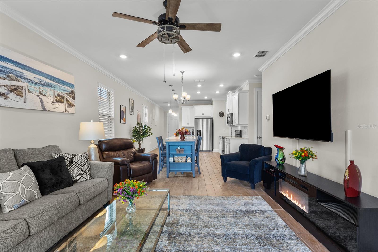 TOSCANA ISLES PH 6 UN 2 - Residential