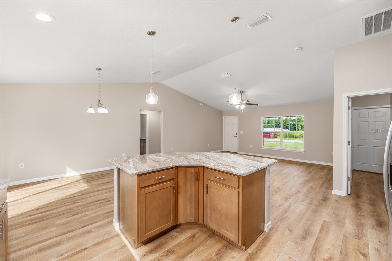 MARION OAKS UN TWELVE - Residential