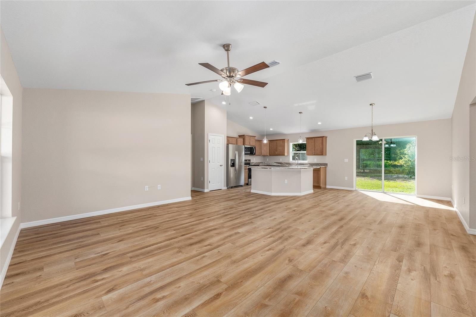 MARION OAKS UN TWELVE - Residential