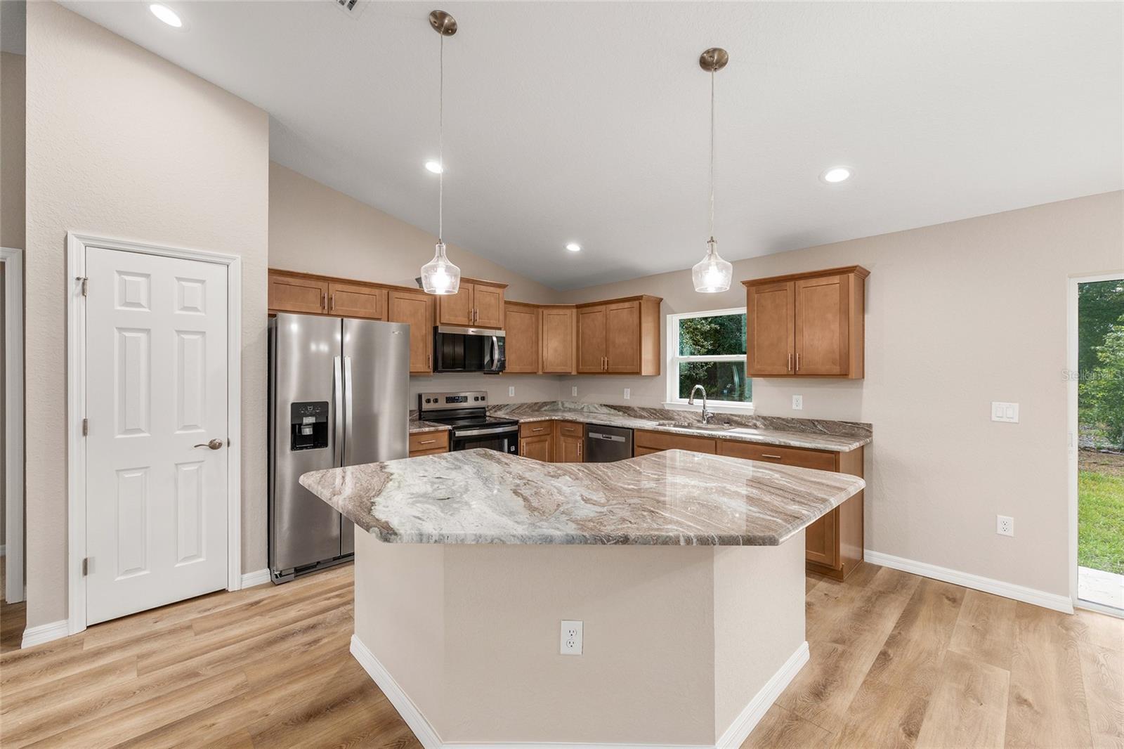 MARION OAKS UN TWELVE - Residential