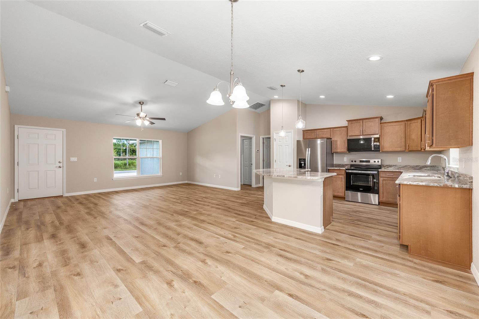MARION OAKS UN TWELVE - Residential