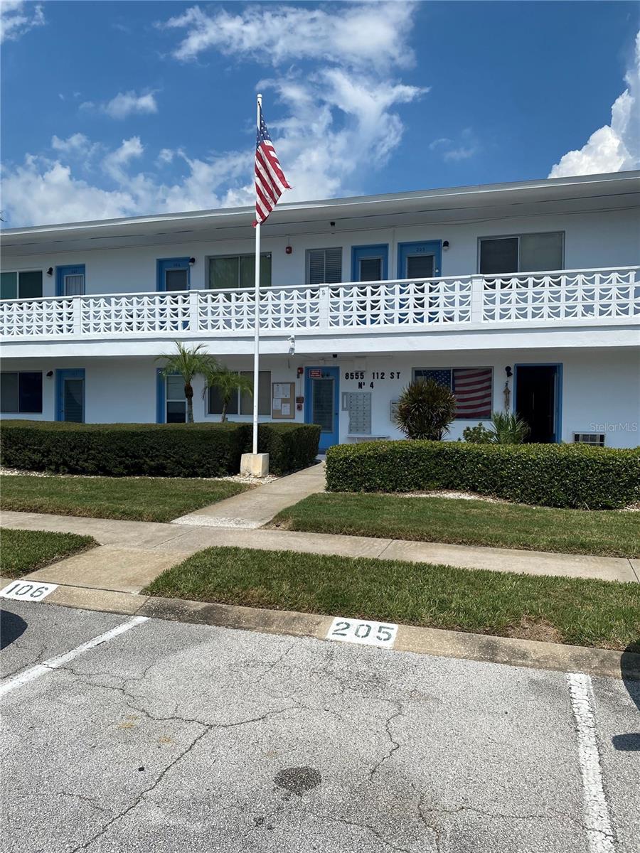 GREAT VACATION OR RENTAL PROPERTY. PRICED TO SELL. THE UNIT IS LOCATED ON THE GROUND FLOOR AND CLOSE TO THE LAUNDRY ROOM. EASY TO CARE FOR TILE FLOORS THRU OUT. CEILING FANS IN EVERY ROOM. PAINTED IN SOOTHING PASTEL COLORS.  TONS OF STORAGE IN THE GALLEY KITCHEN. AND A SPACIOUS CLOSED IN PORCH ON THE BACK OF THE BUILDING. CLOSE TO SEMINOLE CITY CENTER FOR CONVENIENT SHOPPING AND DINING. FREE SHUTTLE BUS FOR TENANTS AND OWNERS 5 DAYS A WEEK. 4 MILES TO REDINGTON BEACH. BEAUTIFUL HEATED POOL AND SPA STEP AWAY FROM APARTMENT. LOTS OF PLANNED EVENTS AT THE PEACOCK CENTER . 55 + COMMUNITY. EASY ACCESS TO TWO MAJOR AIRPORTS. CALL FOR YOU APPOINTMENT TODAY.