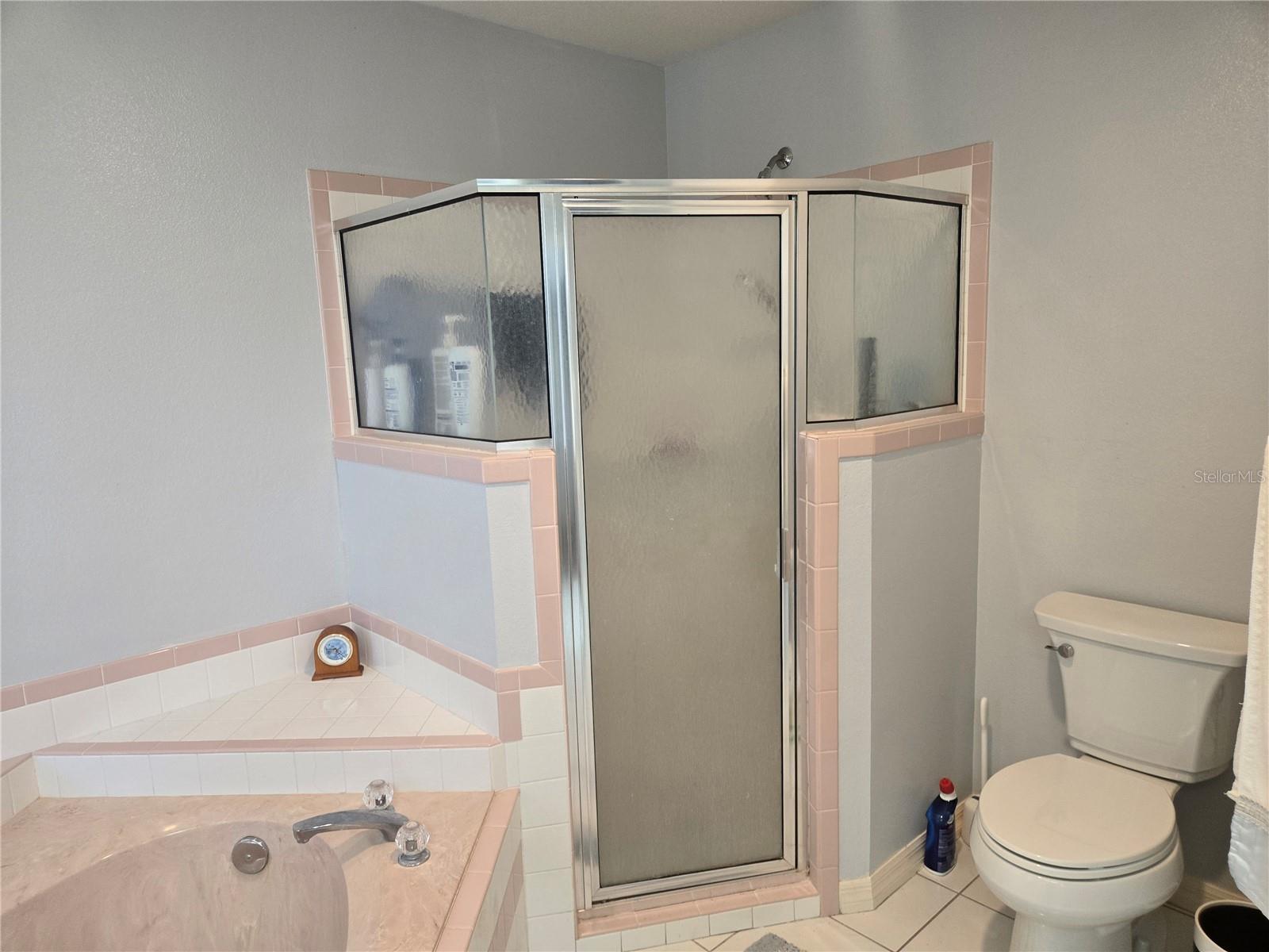 ROYAL HIGHLANDS PH 01 TR B LESS PT LYING W FOL - Residential