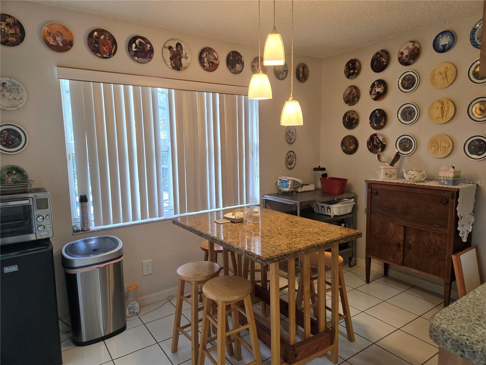 ROYAL HIGHLANDS PH 01 TR B LESS PT LYING W FOL - Residential
