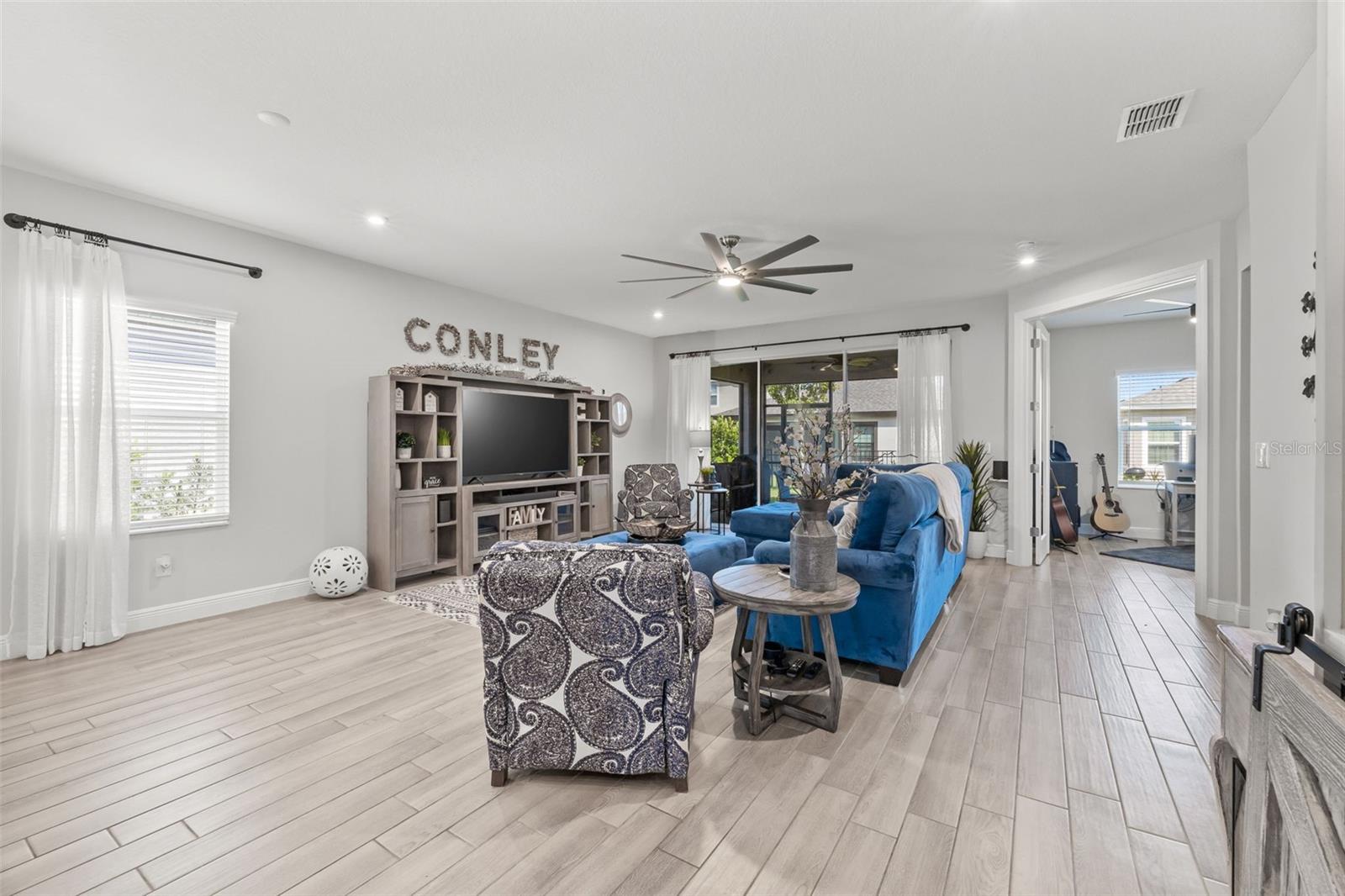 WATERSET PH 5B-2 - Residential Lease