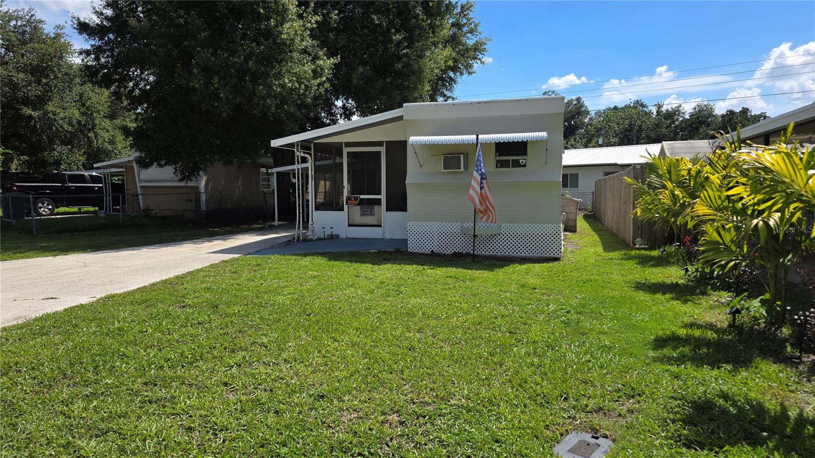 LAKEWOOD PARK - Residential