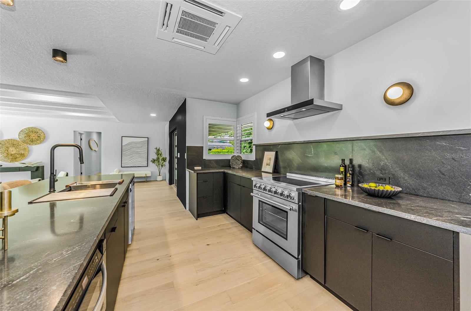 SNELL ISLE BRIGHTWATERS - Residential