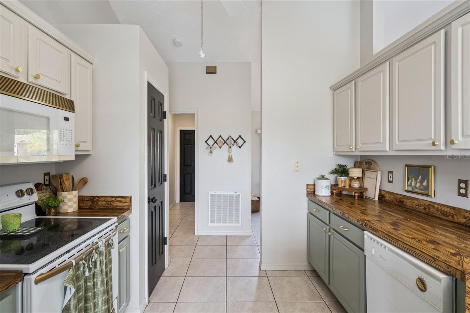 MINNEOLA QUAIL VALLEY PH 04 LT 252 ORB - Residential