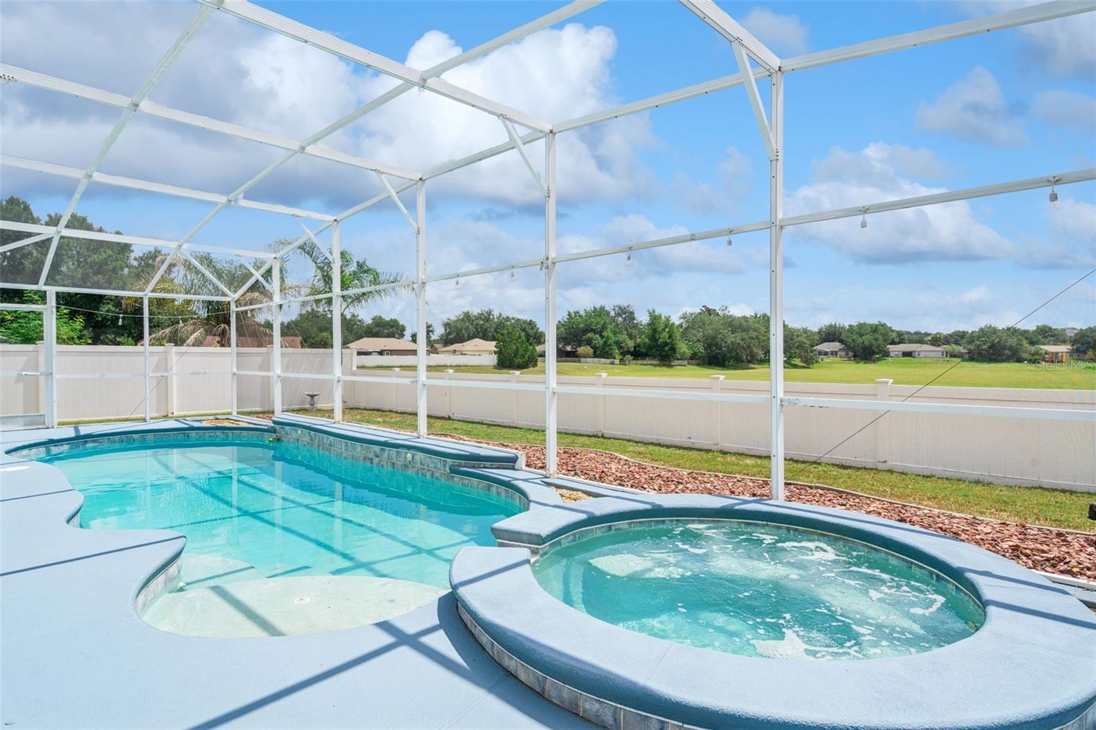 MINNEOLA QUAIL VALLEY PH 04 LT 252 ORB - Residential
