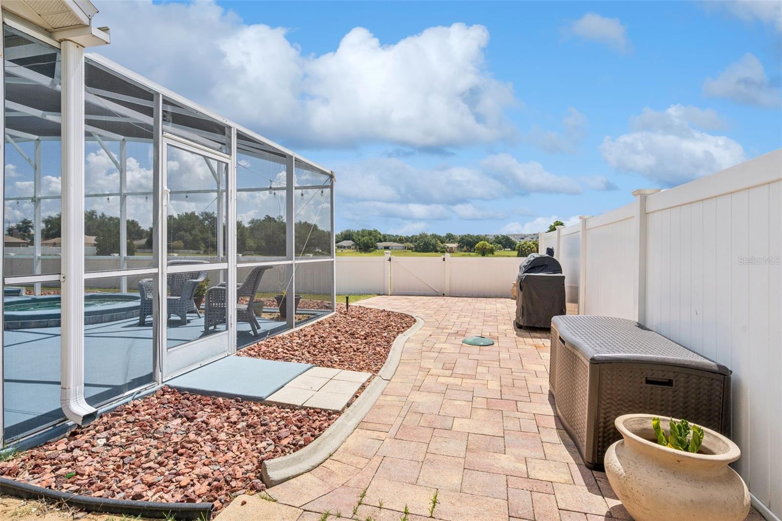 MINNEOLA QUAIL VALLEY PH 04 LT 252 ORB - Residential