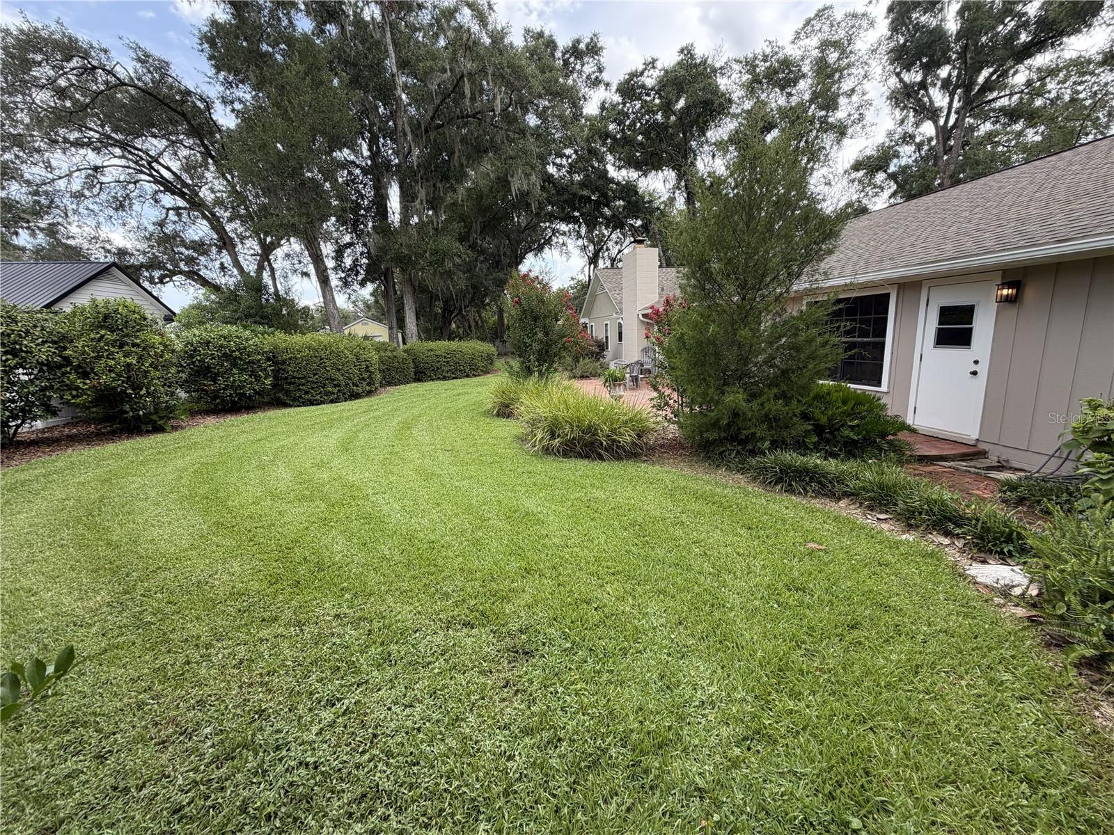 CRESTWOOD - Residential