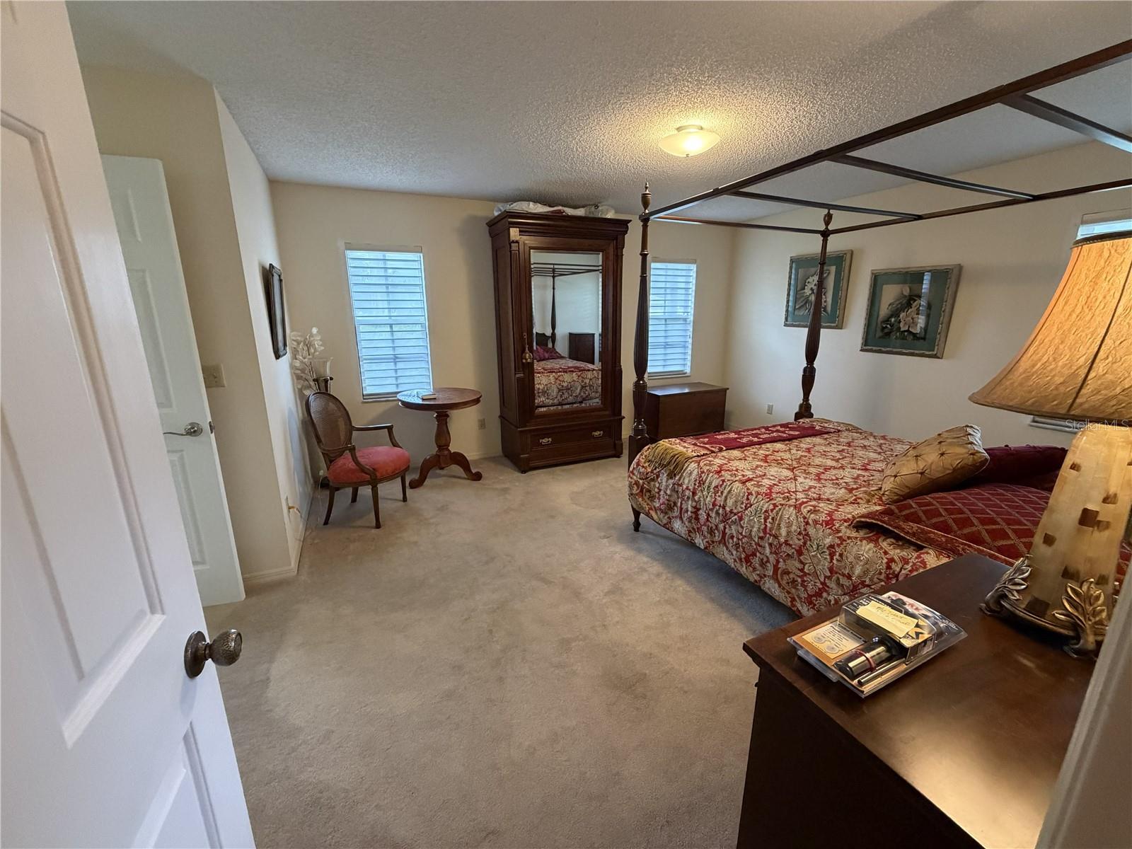 CRESTWOOD - Residential