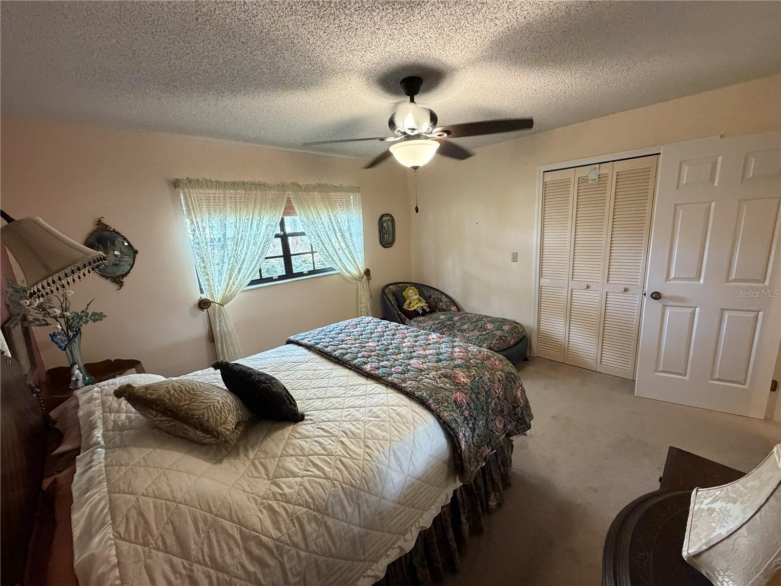 CRESTWOOD - Residential