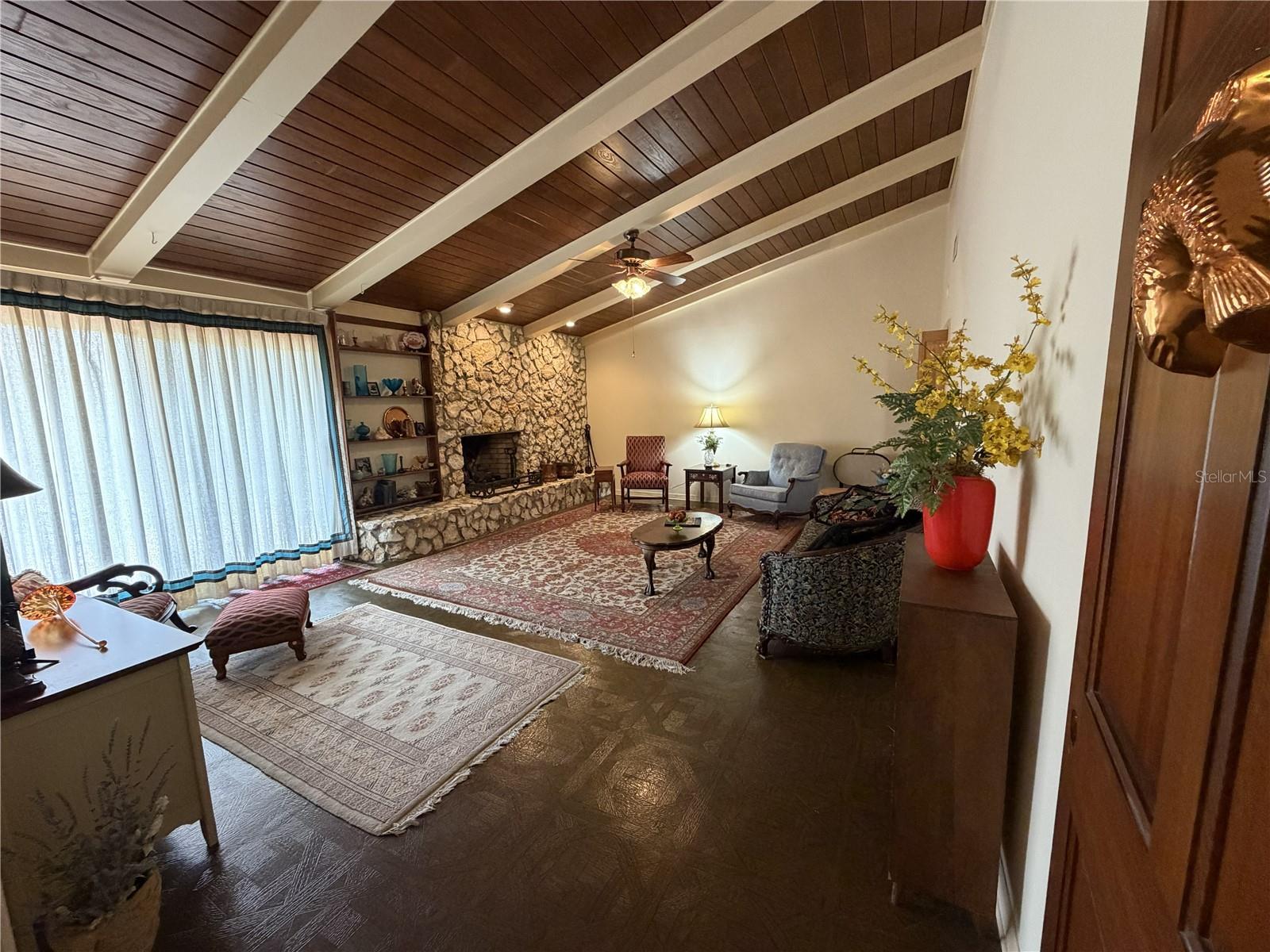 CRESTWOOD - Residential